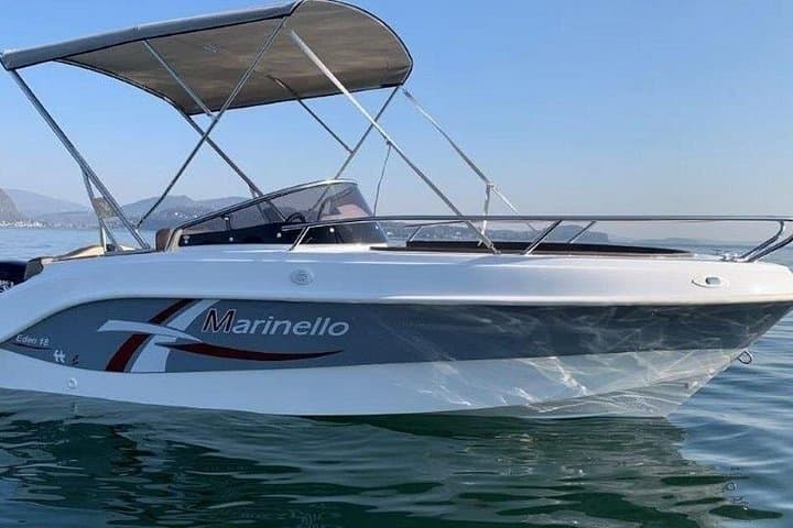 Lago di Como : Noleggio barca senza patente da 1H a 6H