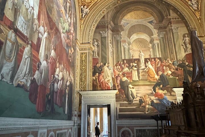 Vatican Private Tour without Waiting in Line