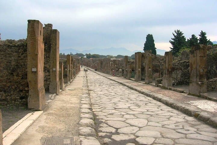 Guided excursion to Pompeii Excavations from Vietri sul Mare