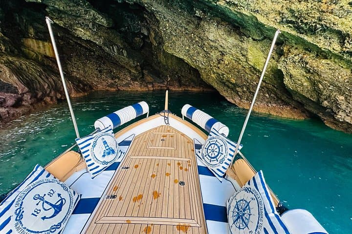 Private sunset boat tour with Ligurian focaccia and wine.