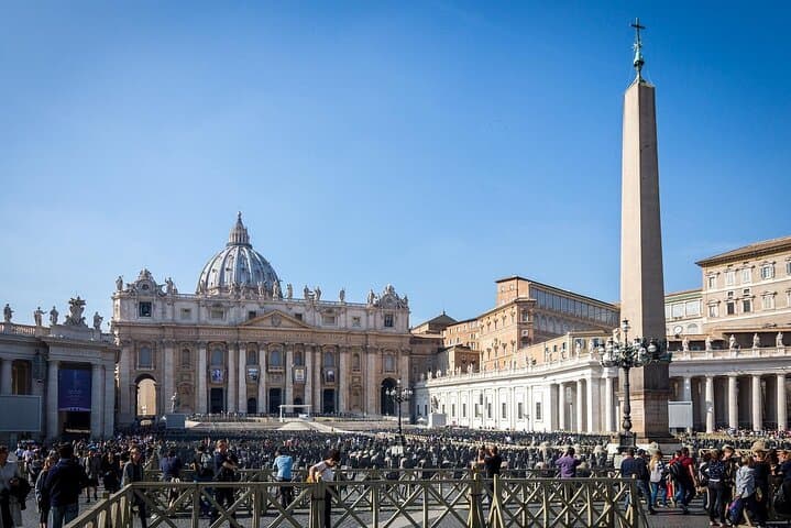 Pope Leo XIV Papal Audience with Reserved Tickets & Expert Guide