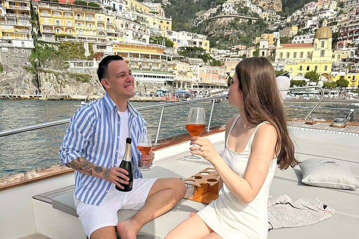Boat tour along the Amalfi Coast