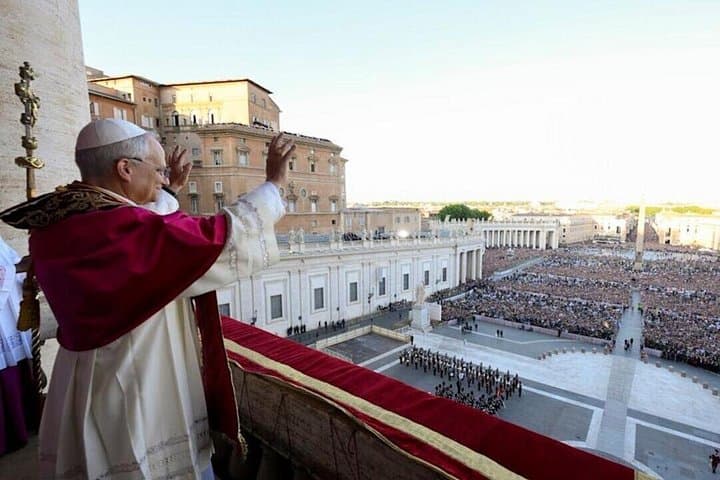 Vatican City: Papal Audience with Hosted Entry