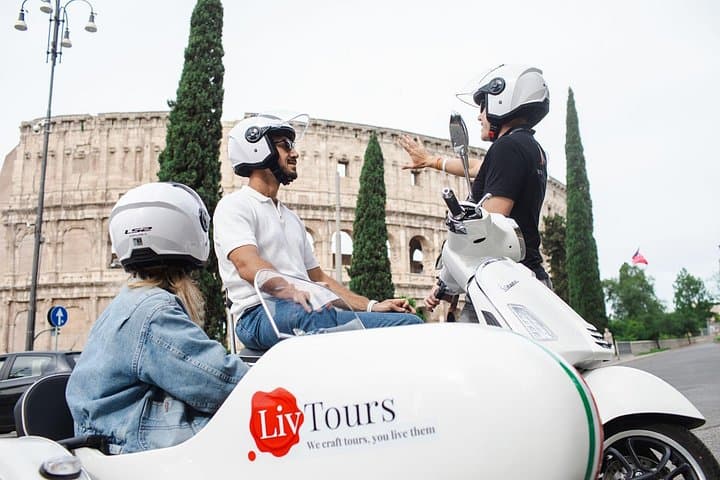 Rome City Highlights & Hidden Gems: Vespa Sidecar Guided Tour