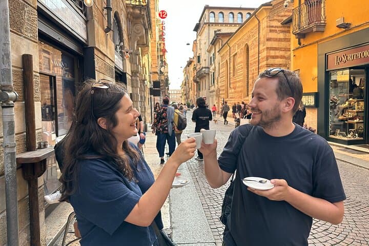 Verona Street Food Tour and City Guided Sightseeing
