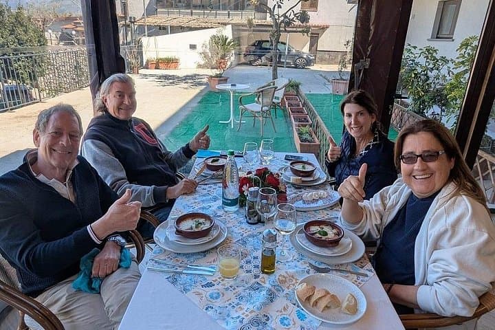 From Sorrento: Farm-to-Table Pizza and Cheese-Making Class