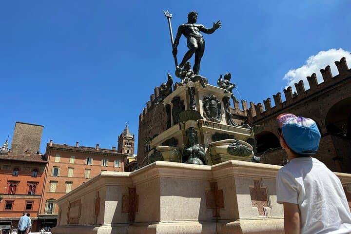 Bologna Fun Guided Private Siteseeing Tour for Kids and Families