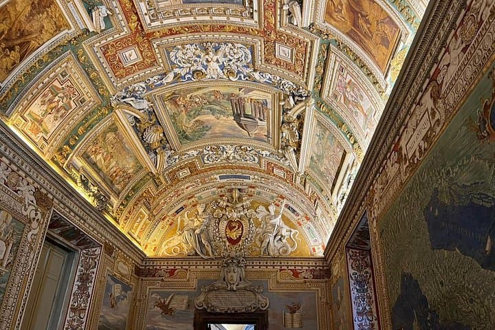 Vatican Museum and Sistine Chapel Evening Tour
