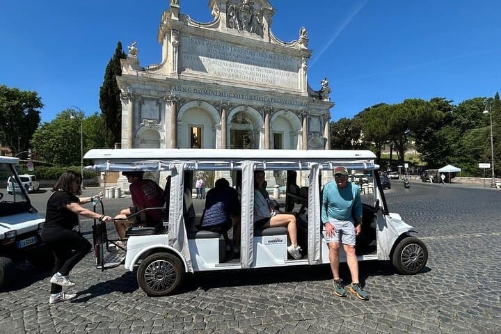 Rome Colosseum Arena Access & Exclusive Private Golf Cart Tour