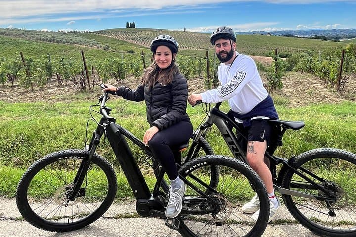 Florence: Private E-Bike Tour Chianti Wine,Lunch & Hotel Pick-Up