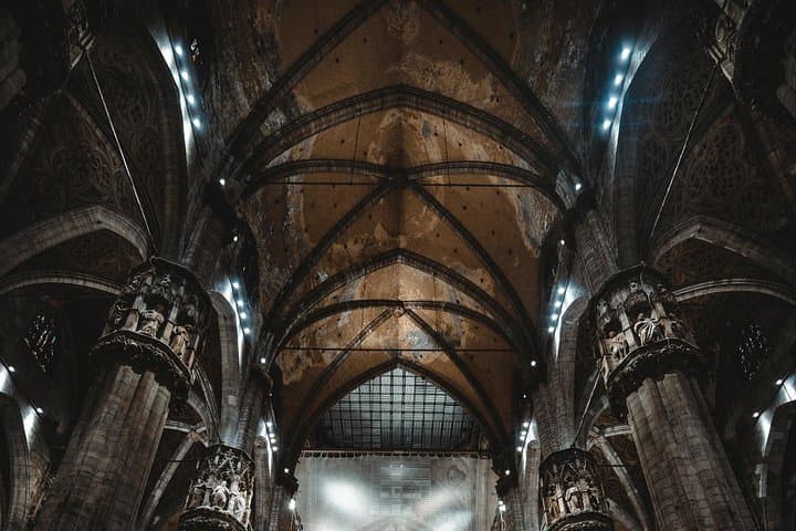 Semi-Private Duomo Experience: Guided Tour & Rooftop by Lift