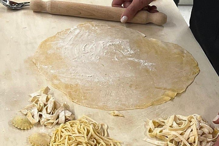 Venice Cooking Class in Mestre Pasta and Tiramisu Wine