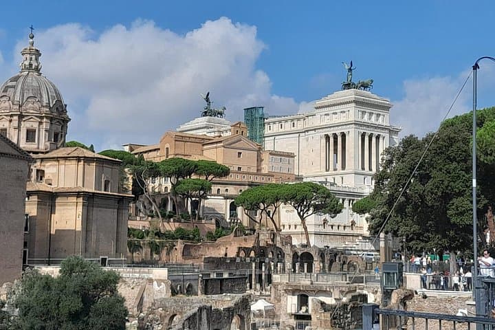 Forum SUPER sites Pass including Digital video-Audio Guide apps