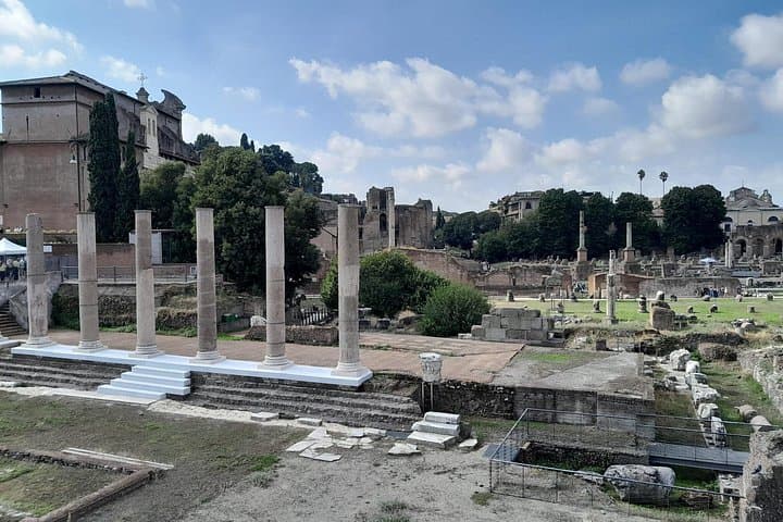 Forum SUPER sites Pass including Digital video-Audio Guide apps