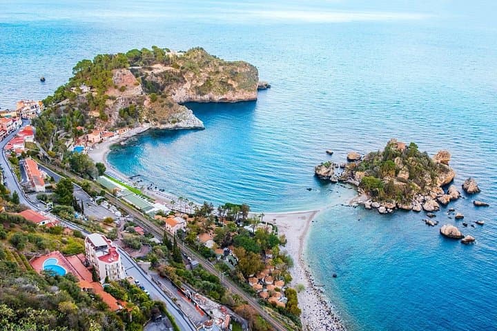 Taormina on Your Own: Private Round-Trip Transfer Messina Port