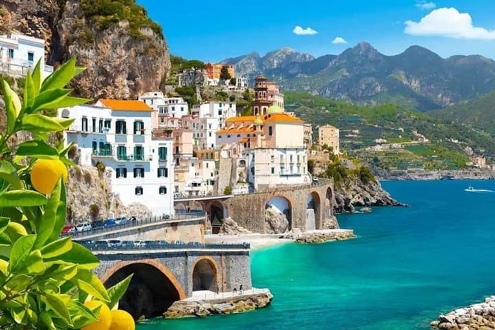 Private Transfer from Amalfi to Naples