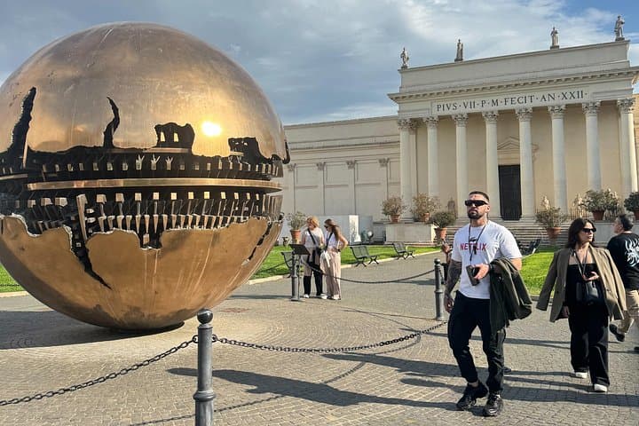 Vatican Museums & Sistine Chapel Guided Tour