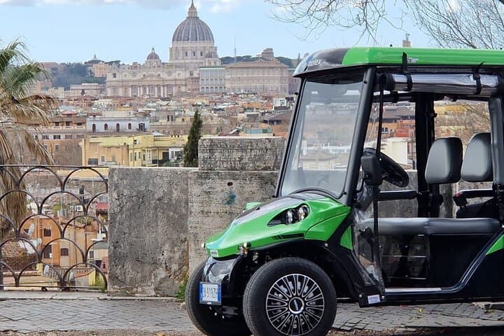 Our golf carts are adventure-ready: street-legal, comfy, and perfect for uncovering Rome’s secrets.