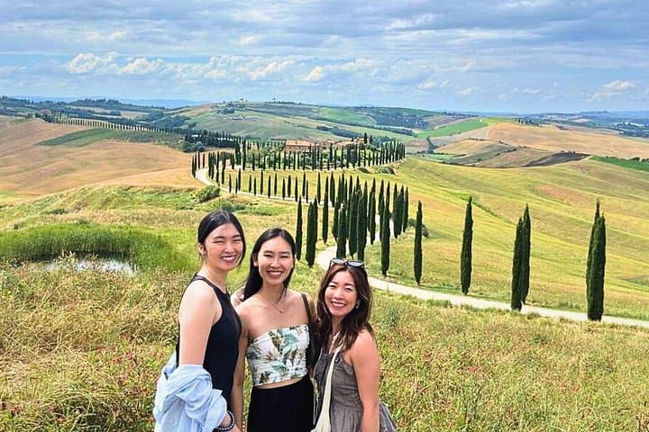 Siena, Cortona, Montepulciano & Val D'Orcia – Minivan Tour, Max 8