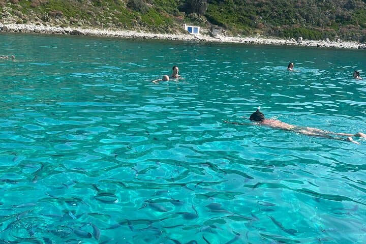 Tour from Tropea to Capo Vaticano with snorkeling Maximum 10 people