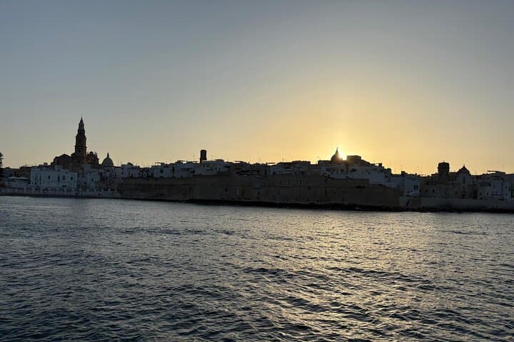 Monopoli : Mini boat tour
