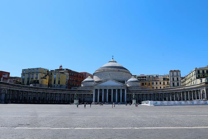 Discover the grandeur of Piazza del Plebiscito, Naples' historical heart.