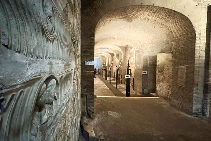 Rome: San Clemente Basilica & Ancient Underground Secrets Tour