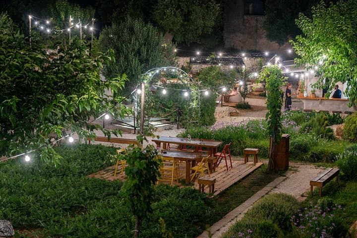 Compose your dish in a magical garden in the center of Ostuni