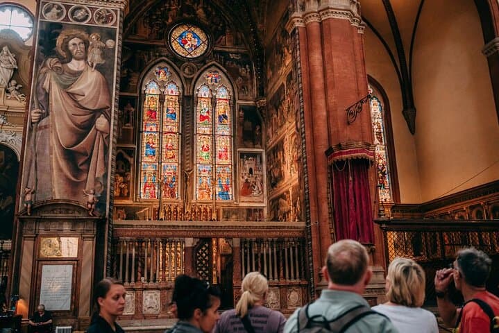 Bologna Small Group Walking Tour with Archiginnasio