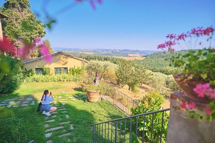 Florence: Private Full-Day Chianti Tour and Winery Lunch Optional