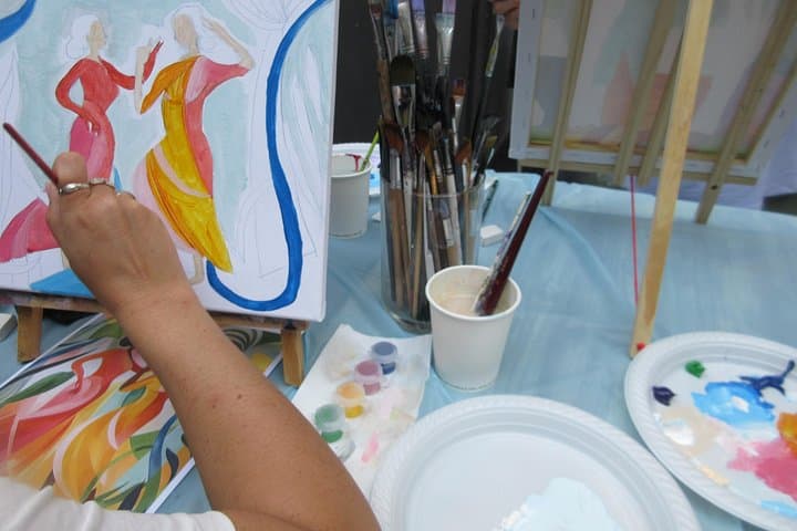 Art worshop with aperitif in Naples