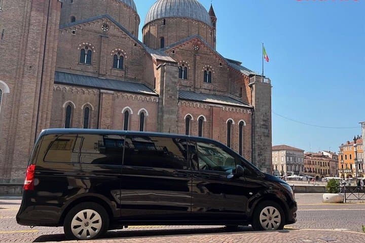 Transfer private shuttle Venice to Ravenna Cruise port terminal