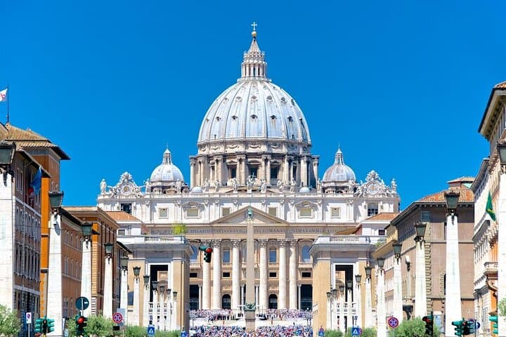 Rome:St Peters Basilica Underground Tour With Dome Climb