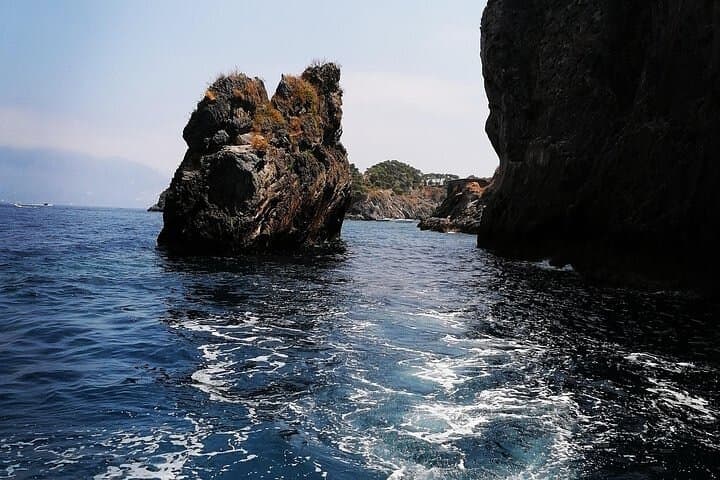 Amalfi Coast Private Boat Tour From Praiano or Positano