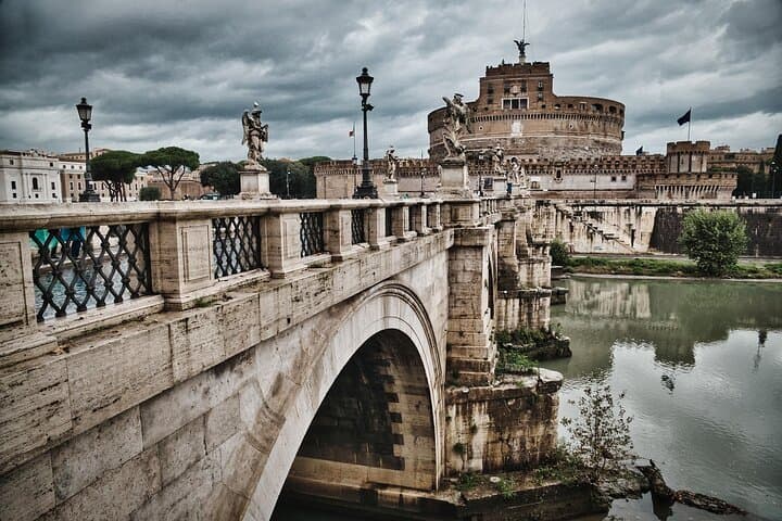 Rome Murder Mystery: Self-Guided Detective Walk