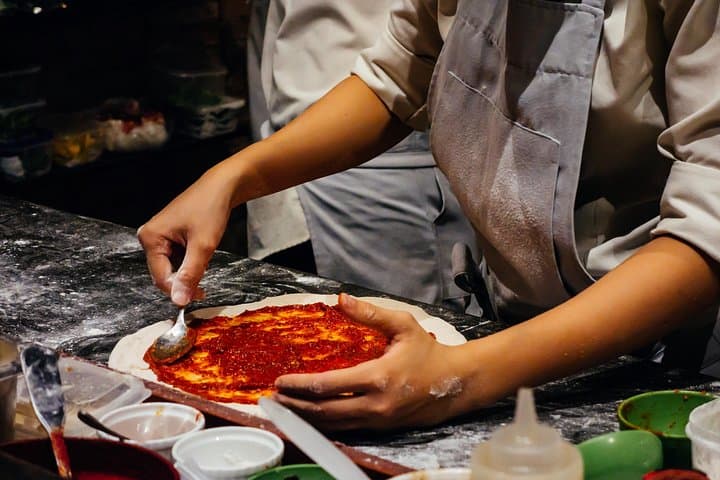 Arezzo Hands-On Pizza Class: From Dough to Dessert and Wine