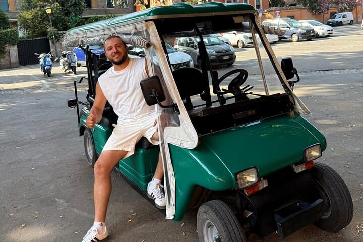 Rome Golf Cart Tour with Professional Photographer