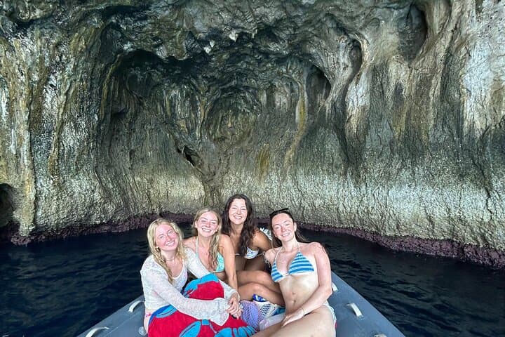 Visit Capri’s famous sea caves & grottos on your private boat.