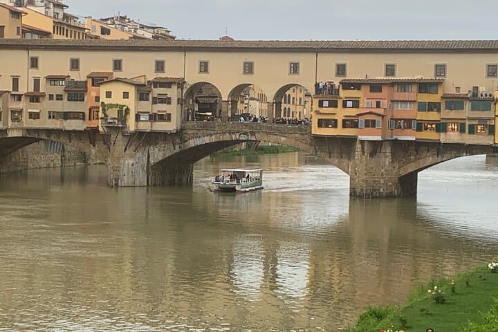 Florence River Arno Cruise with Commentary