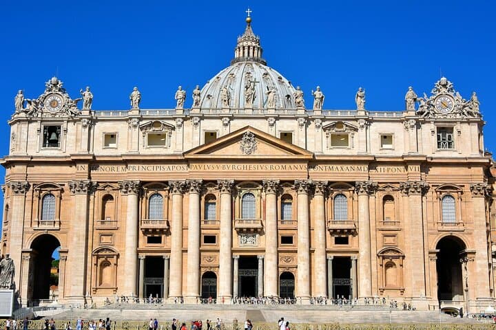 Rome: St. Peter's Basilica and Vatican Underground Tour