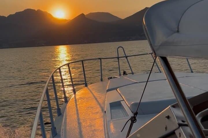 Private boat tour to Capri