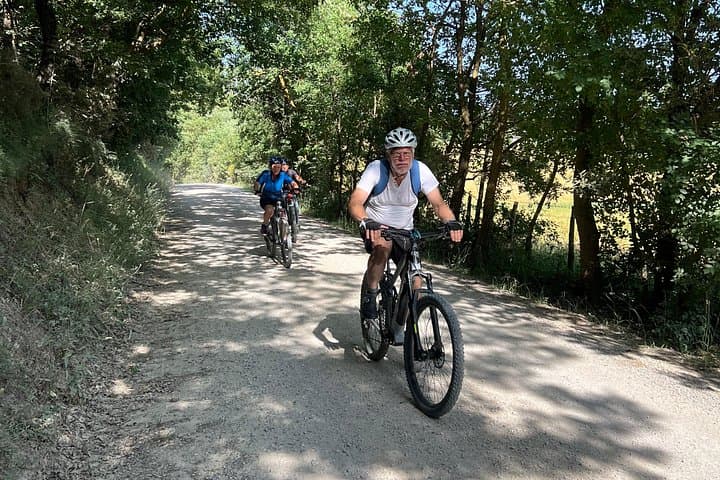 E-bike tour Montepulciano and Val d’Orcia with Guide