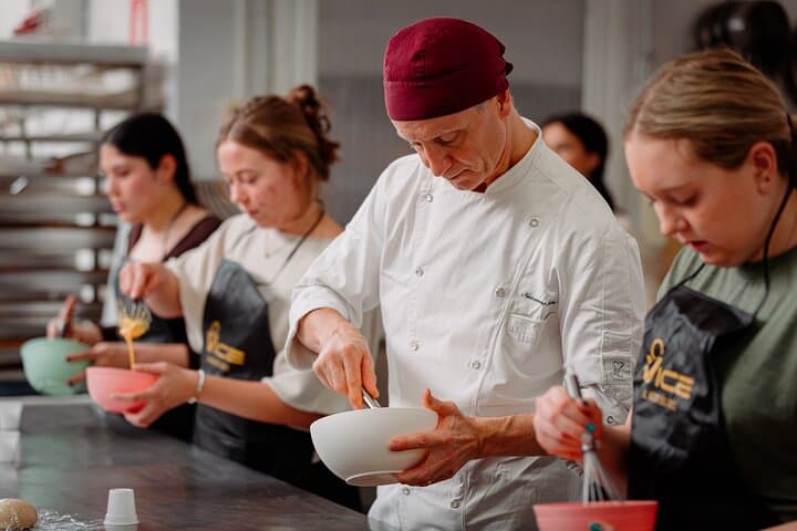 Italian Gelato, Tiramisu and Cannolis Cooking Class in Rome