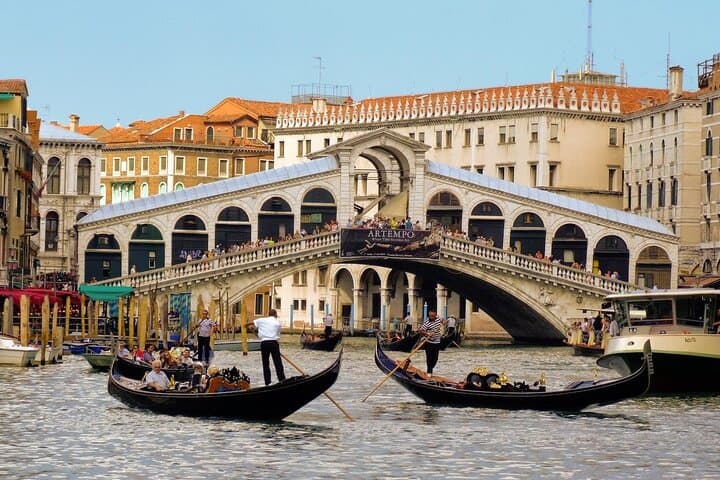 Grand Canal's View on a Gondola