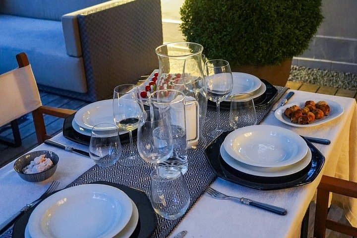 Table home restaurant