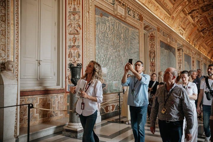 Rome in a Day:Vatican, Sistine Chapel Colosseum & Historic Center