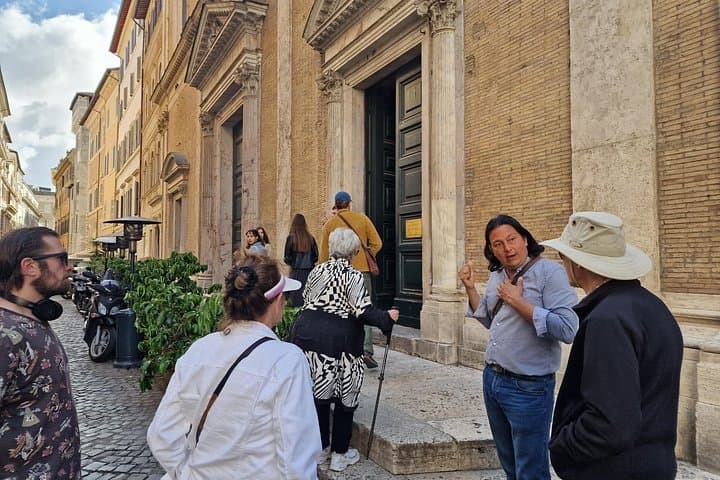 World War 2 Walk Tour in Rome