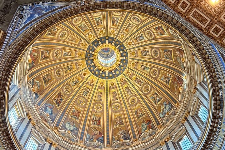 St Peter's Basilica Underground Tour with Dome Climb