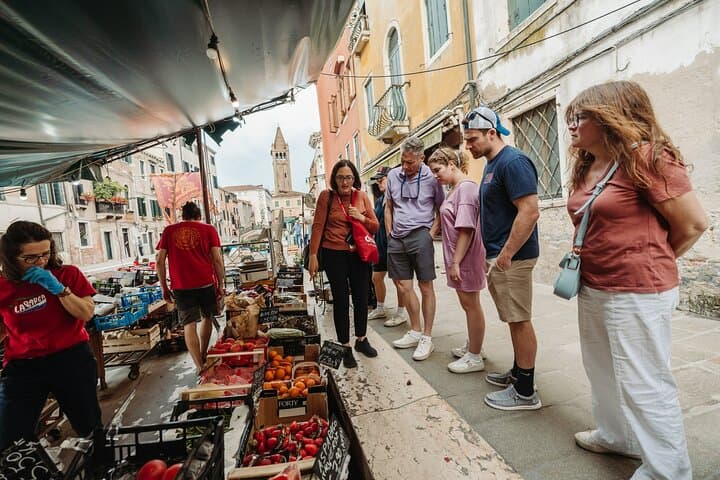 Venice Food Tour: Sunset Cicchetti & Wine Tasting