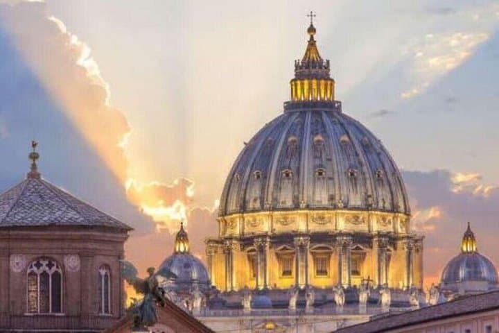 St. Peter's Basilica & Vatican Grottoes Guided Tour